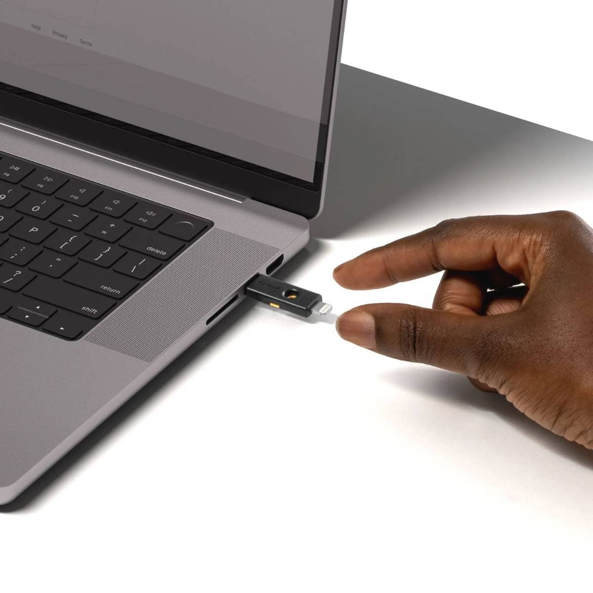 Yubico YubiKey 5Ci USB-C & Lightning Security Key v5.7 for Two Factor Authentication (2FA) & Passwordless Login, FIDO2/WebAuthn, U2F, OTP, Smart Card (PIV) & OpenPGP Support – Compatible with iPhone, iPad, Mac, Windows & Android thumbnail 4