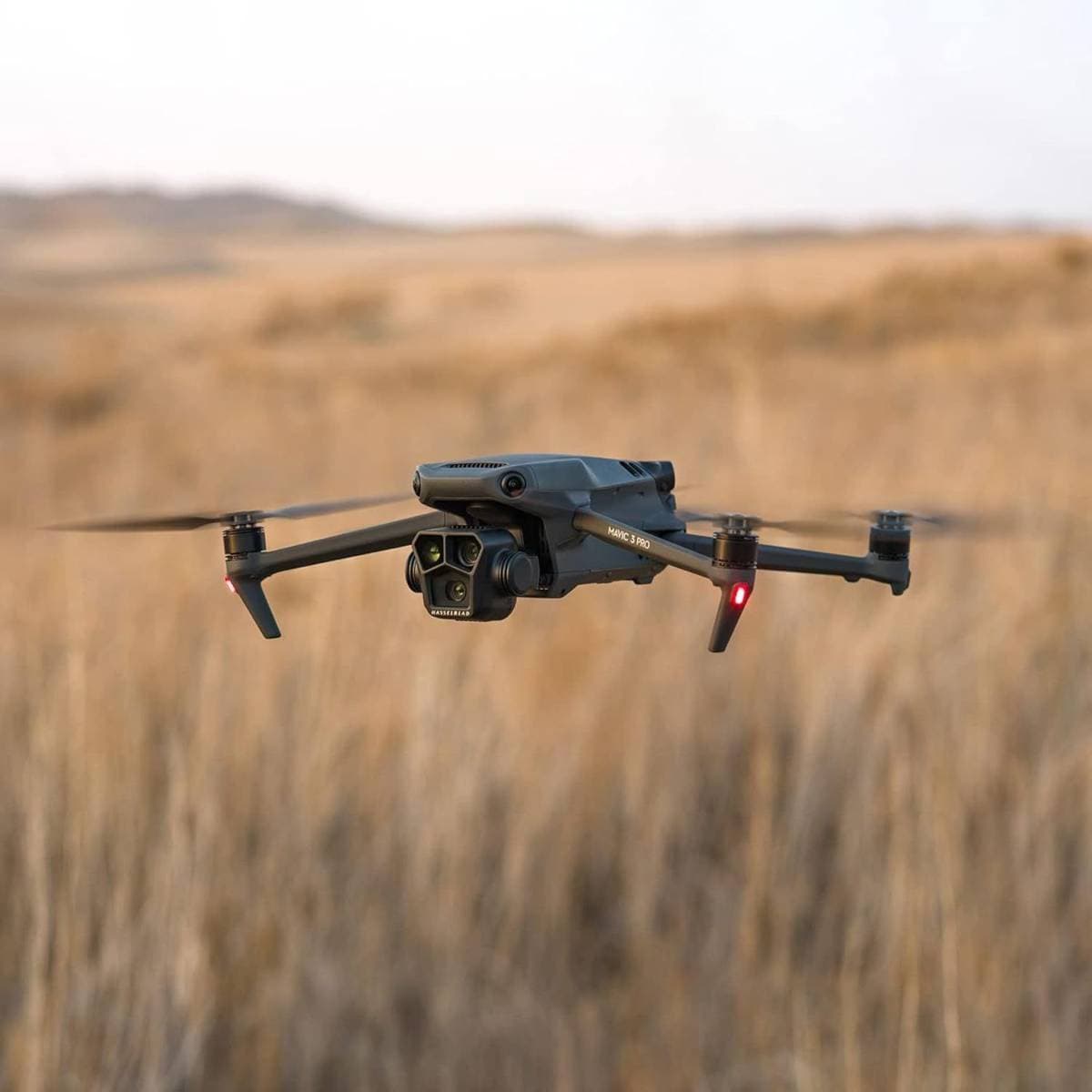 DJI Mavic 3 Pro with RC, Flagship Triple-Camera Drone with 4/3 CMOS Hasselblad 4K Camera, 43-Min Flight Time, 15km HD Video Transmission, FAA Remote ID Compliant, for Adults, Black thumbnail 6